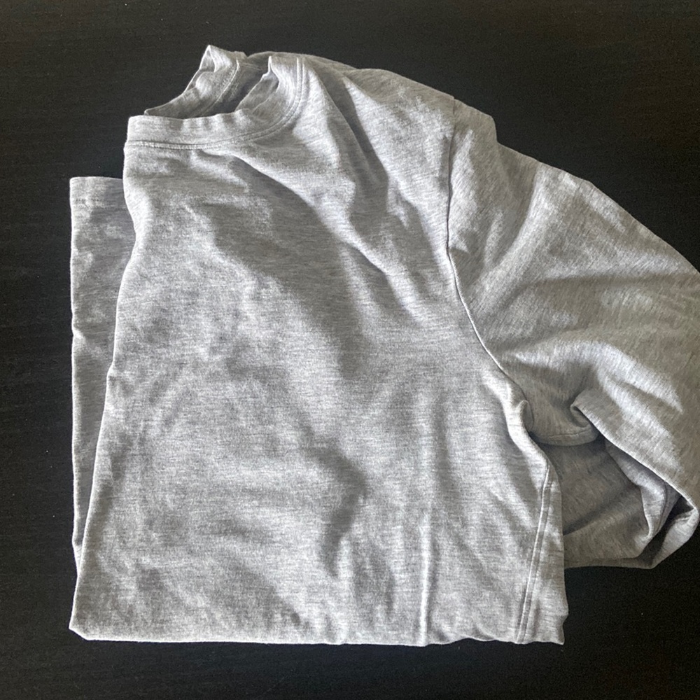 Lululemon love long sleeve size 4